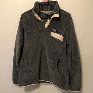 Patagonia grey sweatshirt